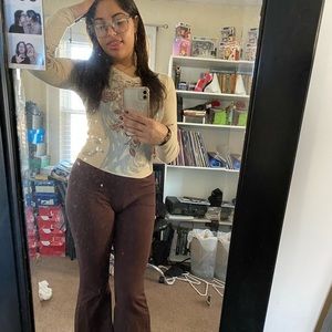 Meet your Posher, Amaya